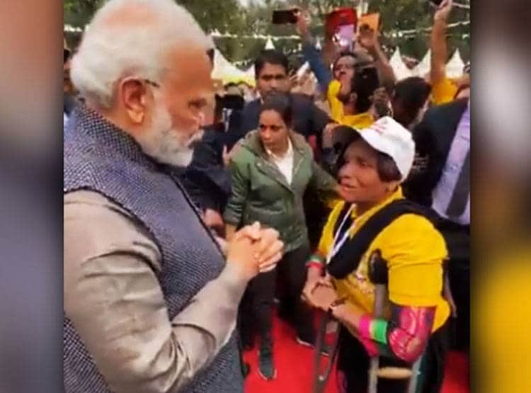 मोदी से मिलकर दिव्‍यांग ने बताई कामयाबी की कहानी, PM बोले- वाह..वाह