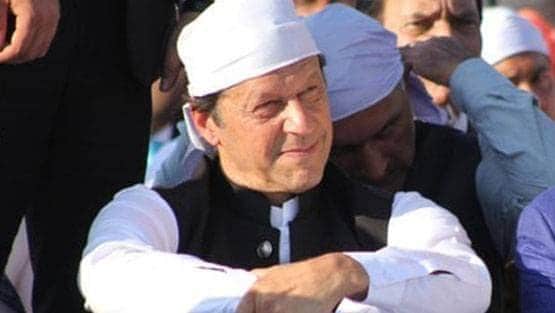 इमरान की बीवी के लिए नहीं खोला दरवाजा, 20 अफसरों पर गाज