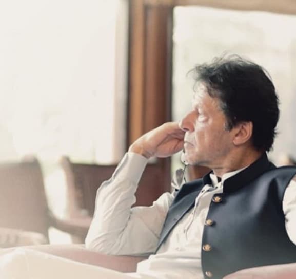 PAK पीएम इमरान ने कश्मीर पर खोई उम्मीद, कहा- मोदी के रहते नामुमकिन