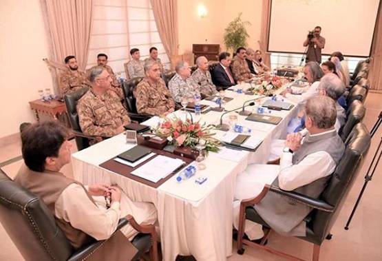 मलेशिया में मुस्लिम देशों पर क्यों भड़क गए इमरान खान?