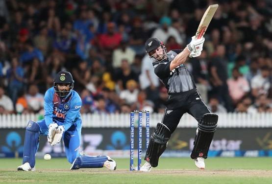 IND Vs NZ: मैदान पर भिड़े KL राहुल और नीशाम, विकेट के बीच हुई तनातनी