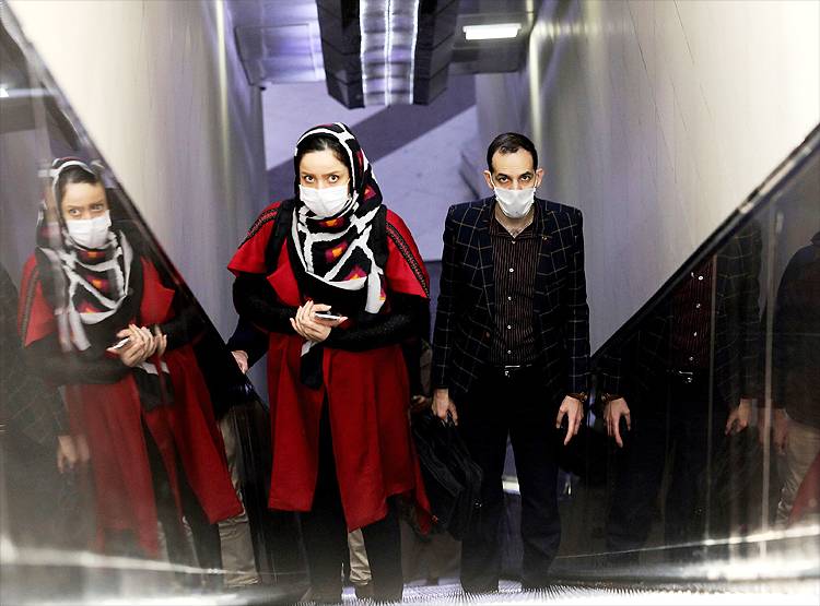 चीन के बाद ये देश बना कोरोना का नया गढ़, दुनिया में बढ़ा खतरा