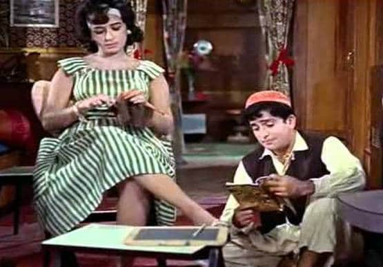 रोमांस से लेकर आतंक तक, कश्मीर को लेकर यूं बदला बॉलीवुड का नजरिया