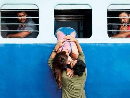 फिल्मों में रोमांटिक लगे, पर रियल लाइफ में आसान नहीं ये अजीबोगरीब KISS