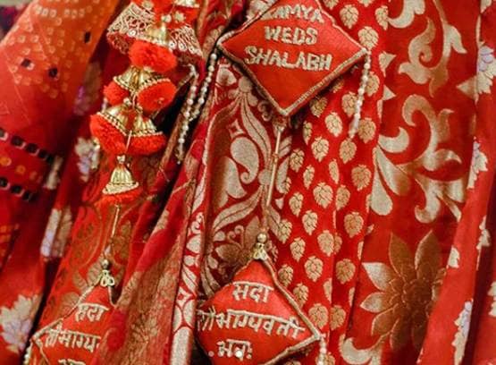 मेहंदी से 7 फेरों तक, देखें बिग बॉस कंटेस्टेंट काम्या का वेडिंग एलबम