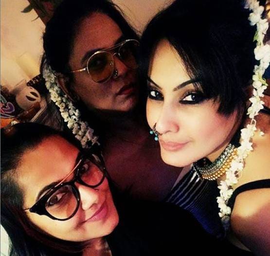 बैचलरेट पार्टी के बाद माता की चौकी, काम्या पंजाबी की शादी की रस्में शुरू