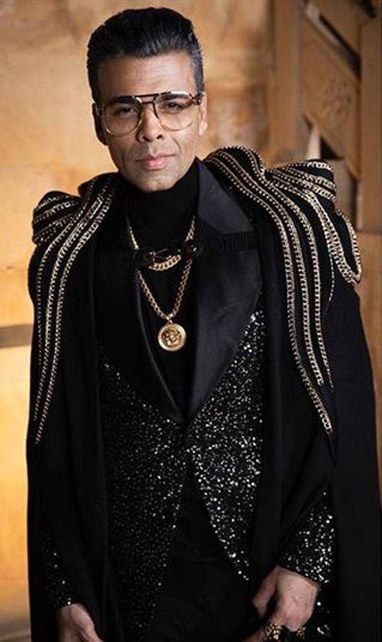 गर्ल गैंग संग गौरी खान की प्राइवेट बैश, करण जौहर के लुक ने किया सबको फेल