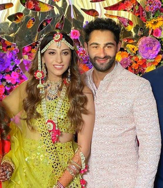 अरमान जैन की मेहंदी में धमाल, करिश्मा ने जमकर की मस्ती, Inside Photos