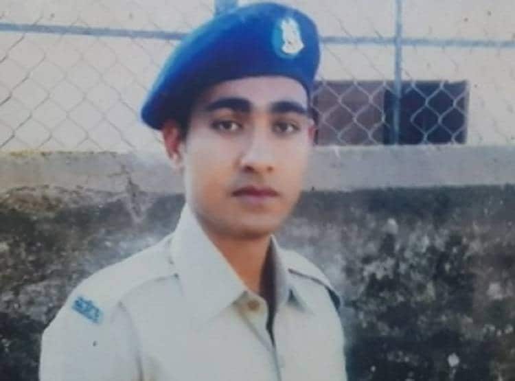 जवान के सिर में लगी गोली...टपक रहा था खून, फिर भी आतंकियों को मारा