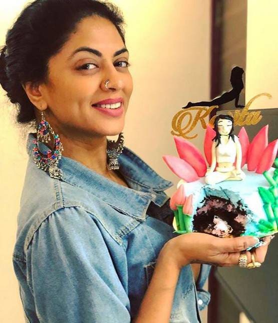 खास अंदाज में कविता ने मनाई महाशिवरात्रि, फ्लॉन्ट किया भोलेनाथ का टैटू