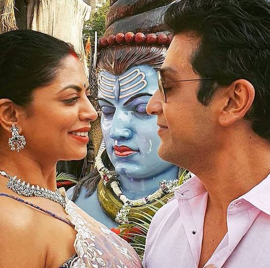 खास अंदाज में कविता ने मनाई महाशिवरात्रि, फ्लॉन्ट किया भोलेनाथ का टैटू