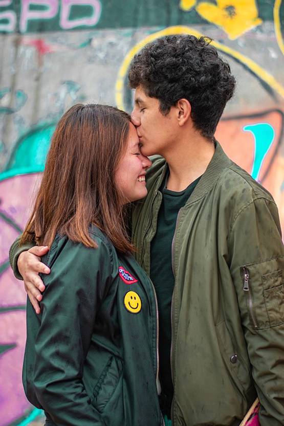 जानिए, किस राशि का पार्टनर आपके लिए रहेगा बेस्ट