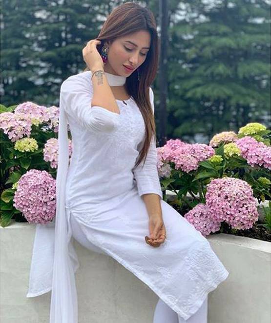 क्या बिग बॉस हाउस में पारस ने दी थी लव बाइट? माहिरा शर्मा से बताया सच