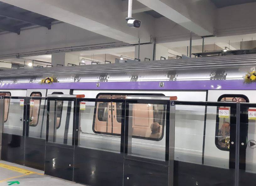 कोलकाता में पानी के अंदर चलने लगी है मेट्रो, 5 रुपये में सफर का रोमांच