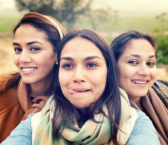 बचपन में ऐसी दिखती थीं मीरा राजपूत, बहन के बर्थडे पर शेयर की UNSEEN फोटो