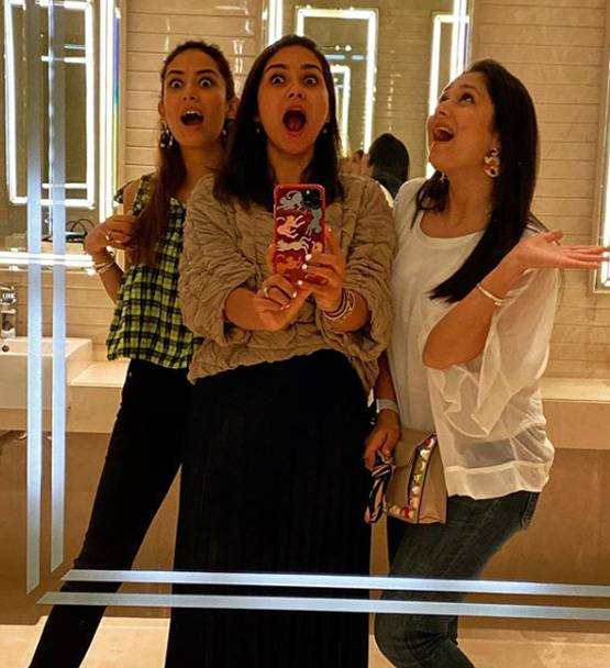 बचपन में ऐसी दिखती थीं मीरा राजपूत, बहन के बर्थडे पर शेयर की UNSEEN फोटो