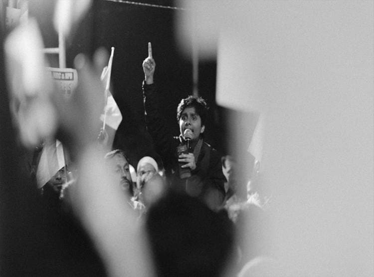 पाकिस्तान जिंदाबाद के नारे लगाने वाली लड़की का नया वीडियो वायरल