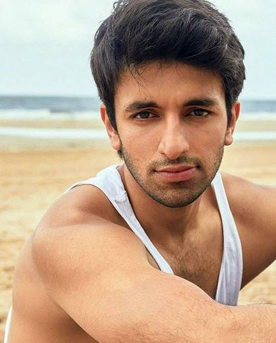 10 साल में इतना बड़ा हो गया शाहरुख का ऑनस्क्रीन बेटा, माय नेम इज खान में दिखा