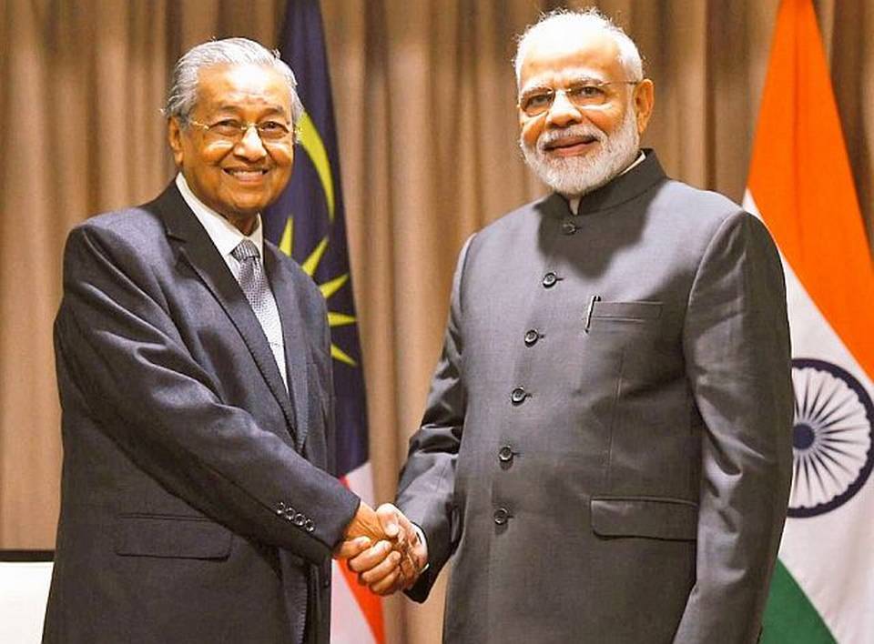 झुका मलेशिया, कहा- मान जाएगा भारत, किया था धारा-370 और CAA का विरोध