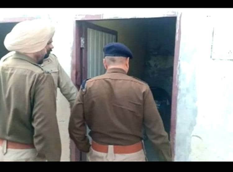 आंखों के सामने सो रही थी पत्नी और सास, AK-47 से कर दी ताबड़तोड़ फायर‍िंग