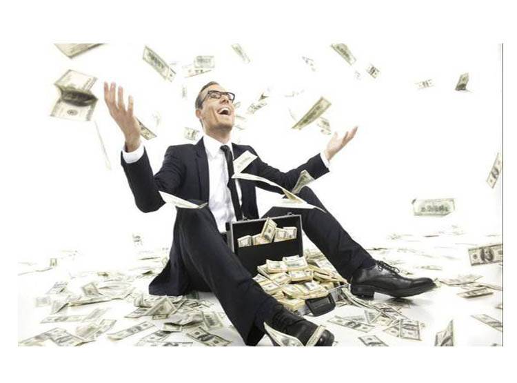 आगे अंबानी-पीछे दमानी, इस एक फैसले से राधाकृष्ण बने दूसरे सबसे अमीर शख्स