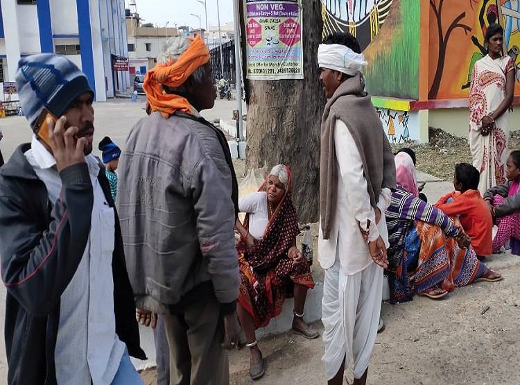 गेहूं पिसवाने के लिए पति के पास नहीं थे पैसे, पत्नी ने खुद को लगा ली आग!