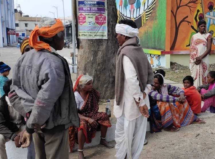 गेहूं पिसवाने के लिए पति के पास नहीं थे पैसे, पत्नी ने खुद को लगा ली आग!