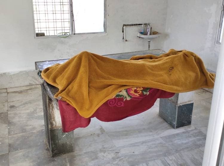 गेहूं पिसवाने के लिए पति के पास नहीं थे पैसे, पत्नी ने खुद को लगा ली आग!