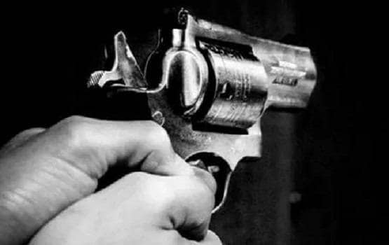 शराब फैक्ट्री में कर्मचारी ने पहले 5 को मारी गोली, फिर खुद किया सुसाइड