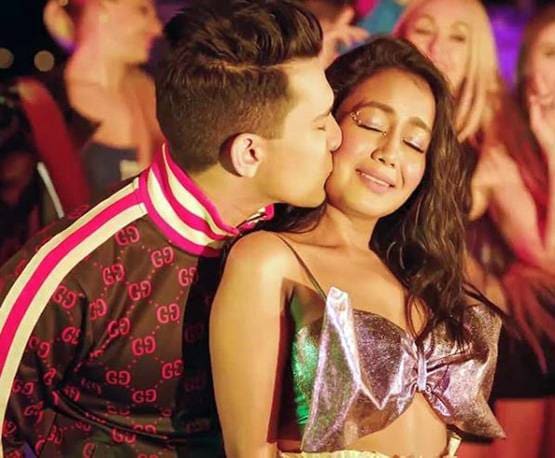 सज गया मंडप, तैयार हुए बाराती, नेहा-आदित्य की शादी में मचेगा धमाल