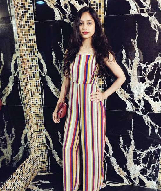 पुलवामा में शहीद पति से किया वादा निभाया, अफसर बनेंगी निकिता