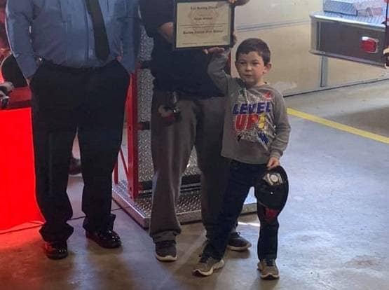 छोटी उम्र में बड़ा कारनामा, 5 साल के बच्चे ने बचाई परिवार की जान