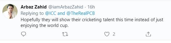 पाकिस्तानी महिला टीम ने बैट पकड़कर किया डांस, फैंस ने दी भद्दी गालियां