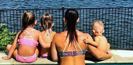 पिता ने 3 बच्चों को कार में बंदकर जलाया, पत्नी ने हॉस्पिटल में तोड़ा दम