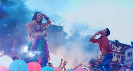 लगा के वैसलीन: आम्रपाली दुबे का नया गाना रिलीज, यूट्यूब पर मचाई धूम