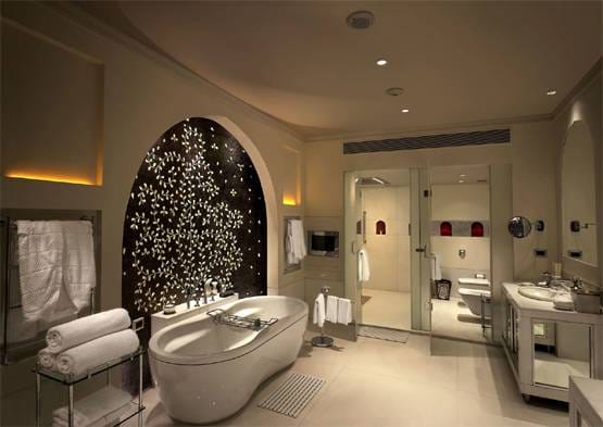 इस होटल में रात बिताएंगे ट्रंप-मेलानिया, देखें INSIDE PHOTOS