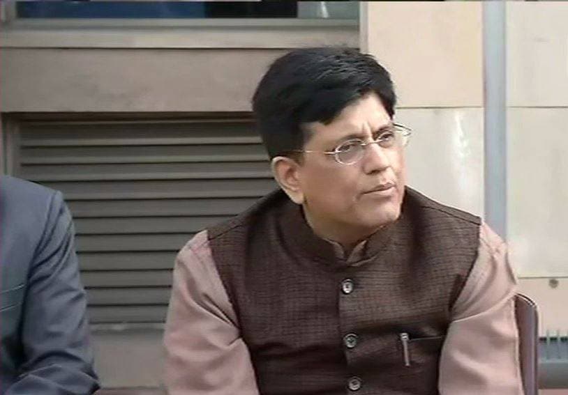 अब ट्रेन चलाना चाहते हैं टाटा-अडानी, मोदी सरकार से चल रही है बात!