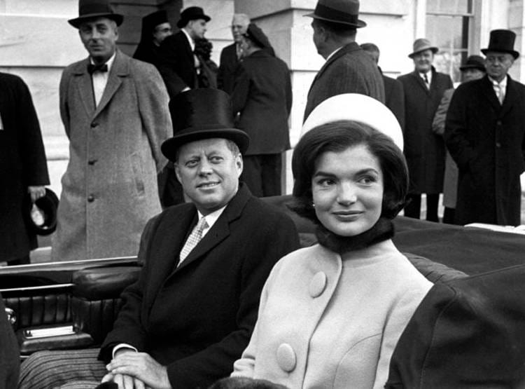 6 चर्चित हस्त‍ियों ने क‍िया था ताजमहल का दीदार, पार्टनर का छूटा साथ