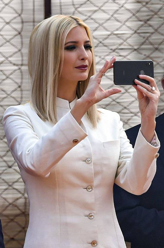 जानें- कैसी होती है हैप्पीनेस क्लास, जिसे देखने मेलानिया पहुंचीं स्कूल