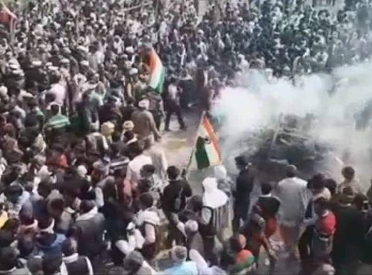 शहीद की पत्नी को म‍िले 1 करोड़ रुपये, फ‍िर भी यह कसक है बाकी...