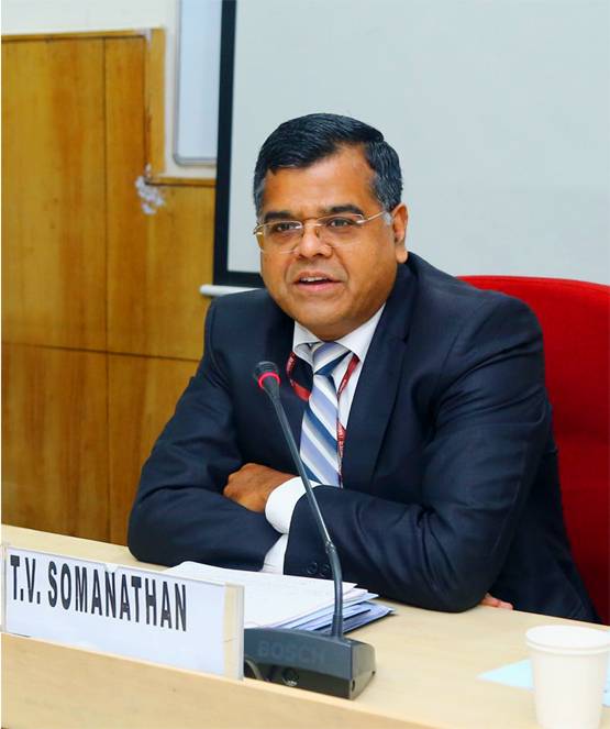 Budget 2020: ये हैं बजट की तैयारी में निर्मला की मदद करने वाले 7 धुरंधर