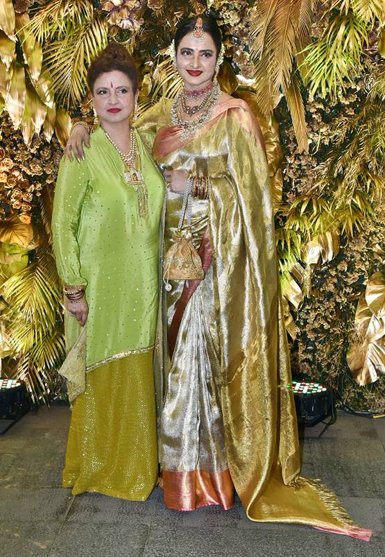 रेखा संग नजर आईं उनकी छोटी बहन, लाइमलाइट से दूर रहता है परिवार