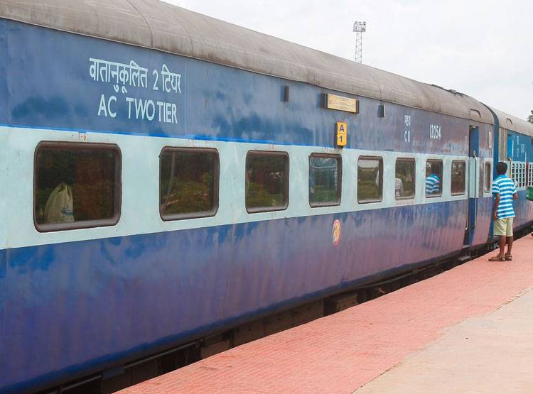 रेलवे ने इस फर्जीवाड़े पर लगाई लगाम, खत्‍म होगी तत्‍काल टिकट की टेंशन!