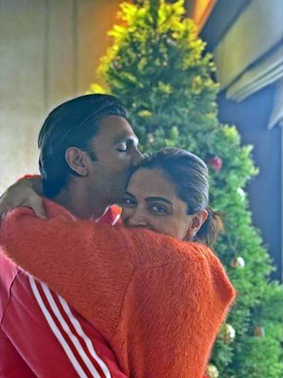 रणवीर सिंह संग वेकेशन पर दीपिका, फोटो शेयर कर लिखा स्पेशल मैसेज