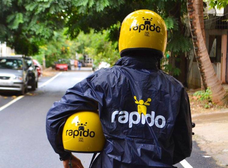 Delhi Election पर वोटर्स को ऑफर, फ्री में करें बस और प्लेन से सफर