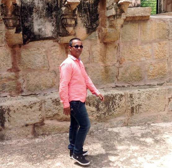 12 घंटे की नौकरी- फैमिली की जिम्मेदारी, घर पर तैयारी कर बने IPS