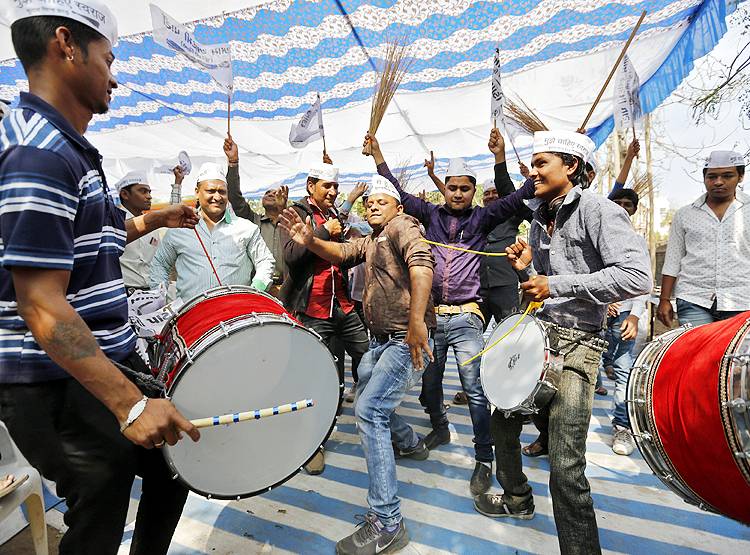 PM, 6 CM, 9 मंत्री, 100 से ज्यादा BJP सांसदों ने दिल्ली में लगाई ताकत, फिर भी हारे