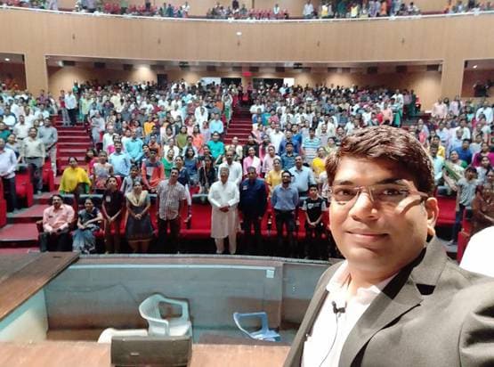 12वीं में फेल बना IAS, UPSC Prelims के वक्त अपनाई थी ये खास ट्रिक