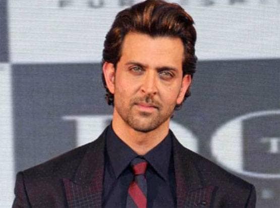 एक दौर में चेन स्मोकर्स थे ये बॉलीवुड स्टार्स, ऐसे छोड़ी स्मोकिंग की लत