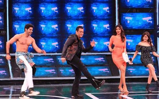 Bigg Boss: शिल्पा ने सलमान से किया शादी का सवाल तो रो पड़े एक्टर, Video